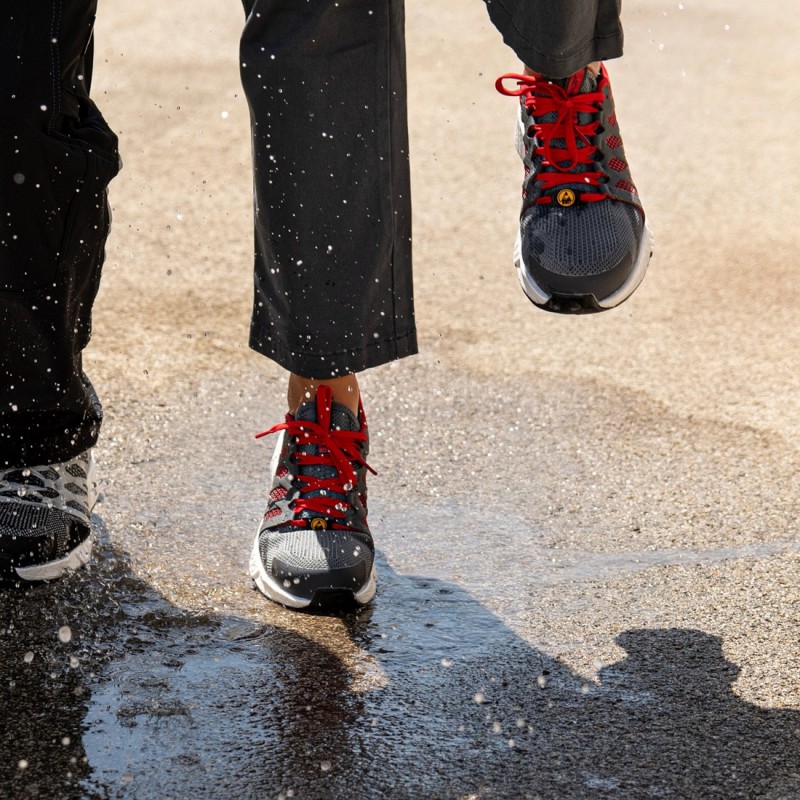 Reebok - Chaussures de sécurité basses grises rouges en maille nylon embout composite S1P SRC ESD