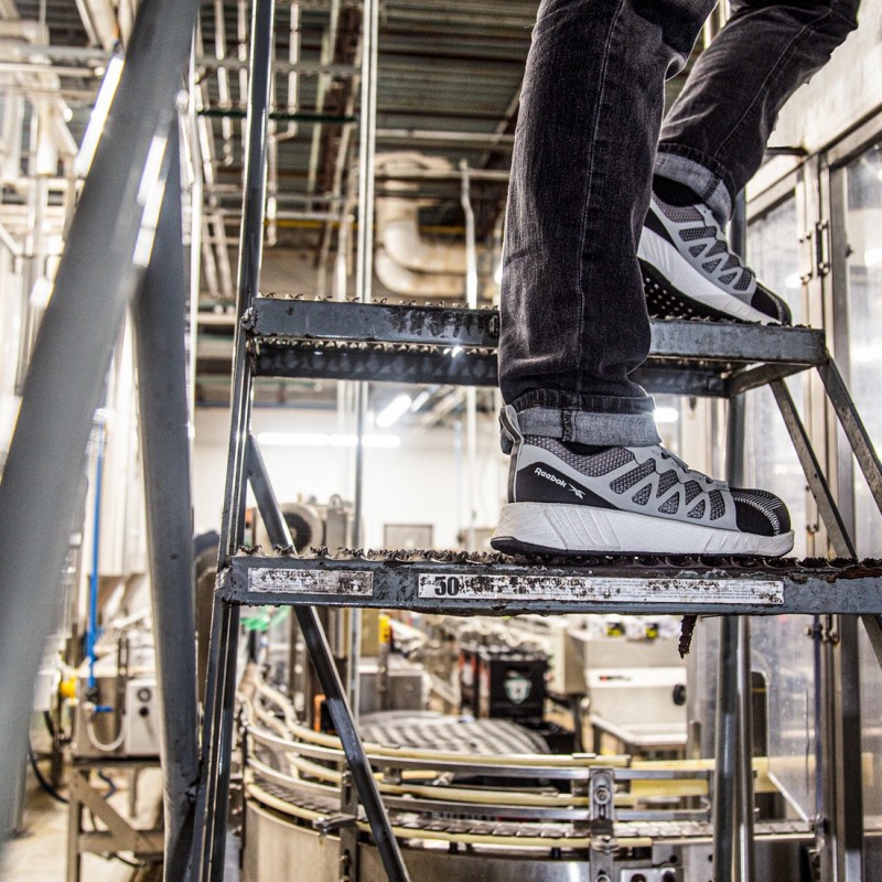 Reebok - Chaussures de sécurité basses noires grises en maille nylon embout composite S1P SRC ESD